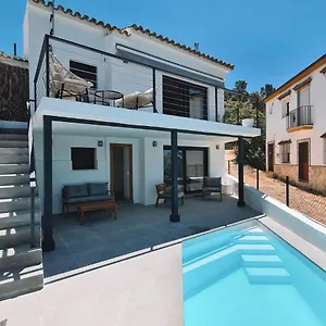 Moderna Casa Rural En Con Piscina Y Preciosas Vistas El Bosque